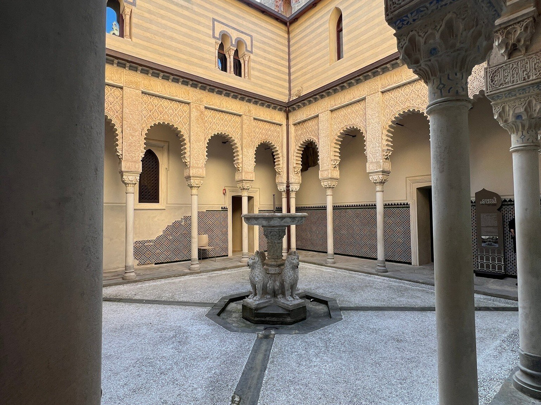 Rocchetta Mattei-Grizzana Morandi必去景点