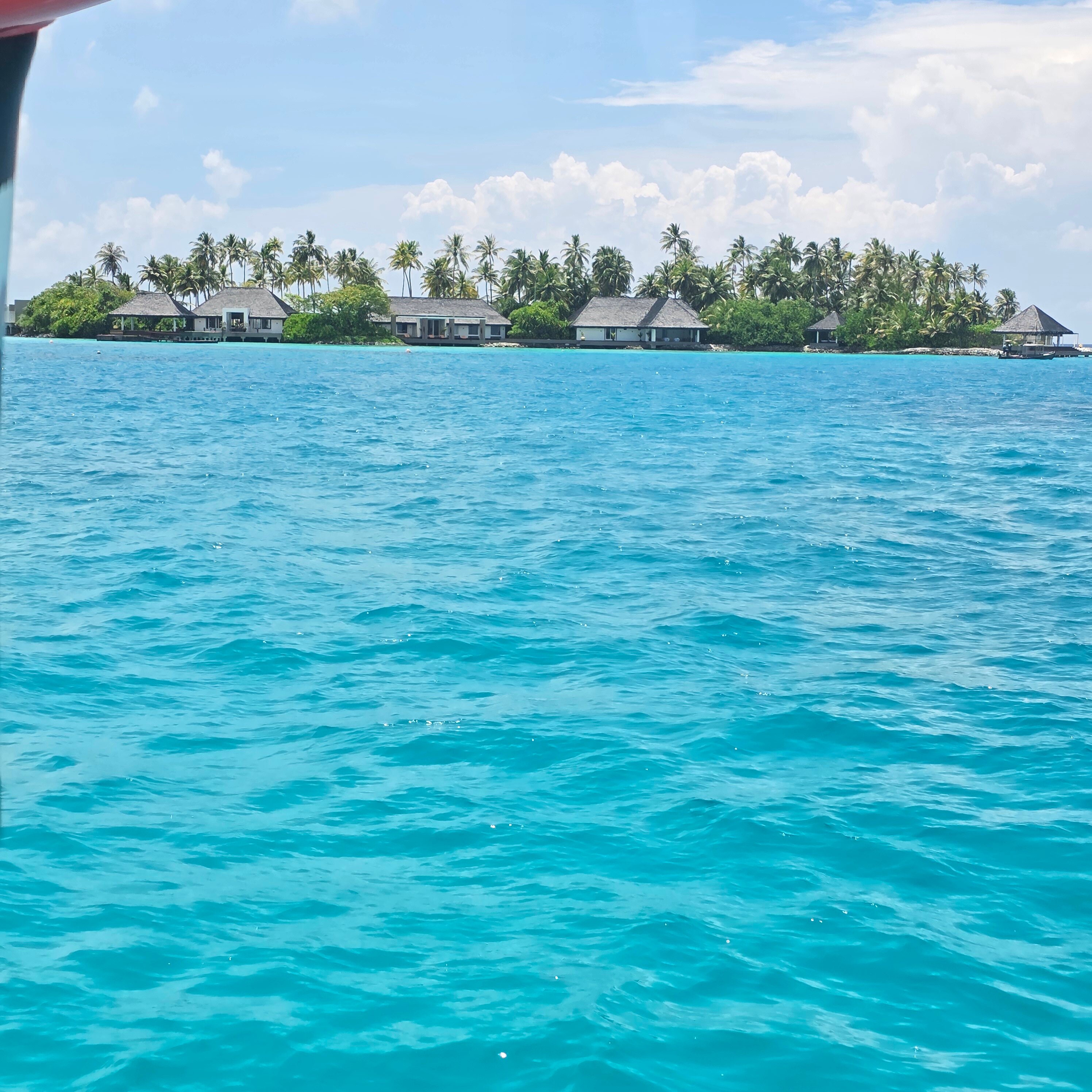 Kuredhivaru Resort & Spa Maldives-浴室