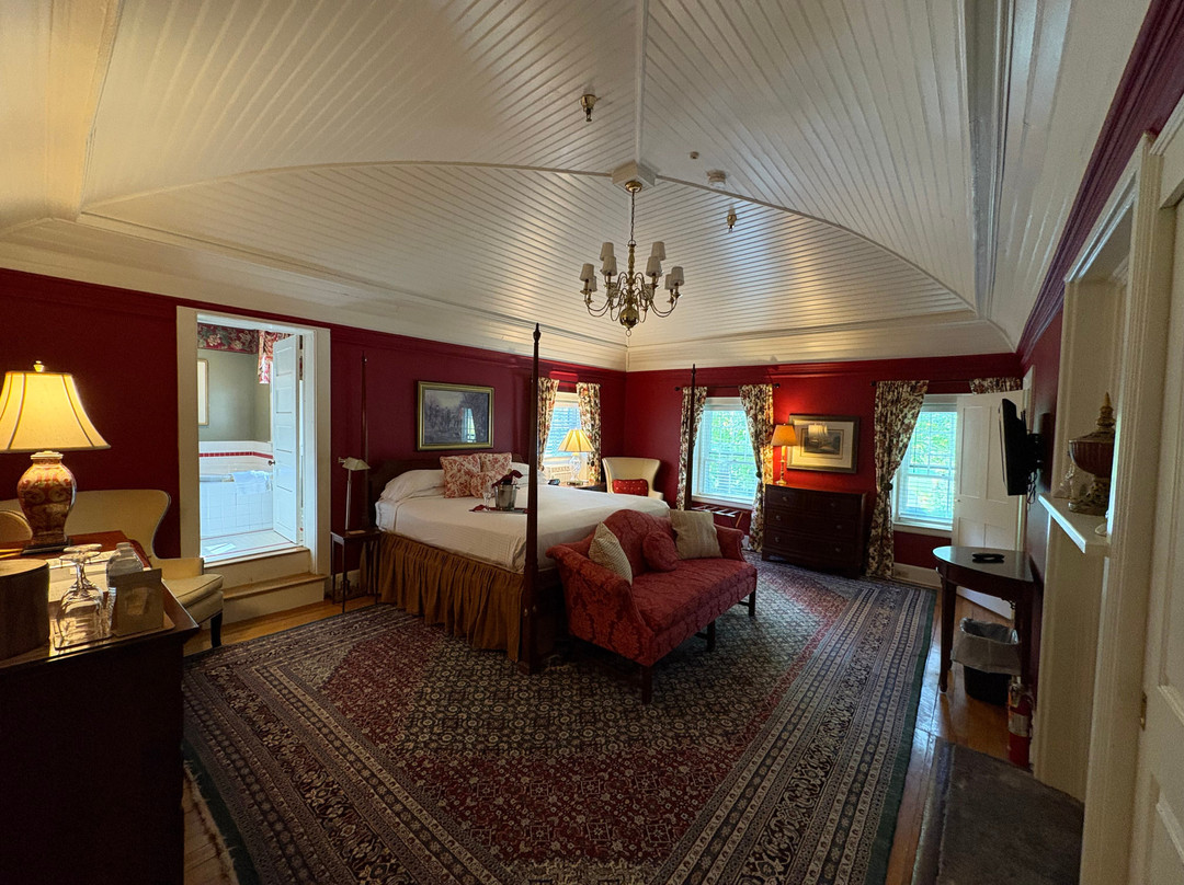 The Inn At Ormsby Hill主图