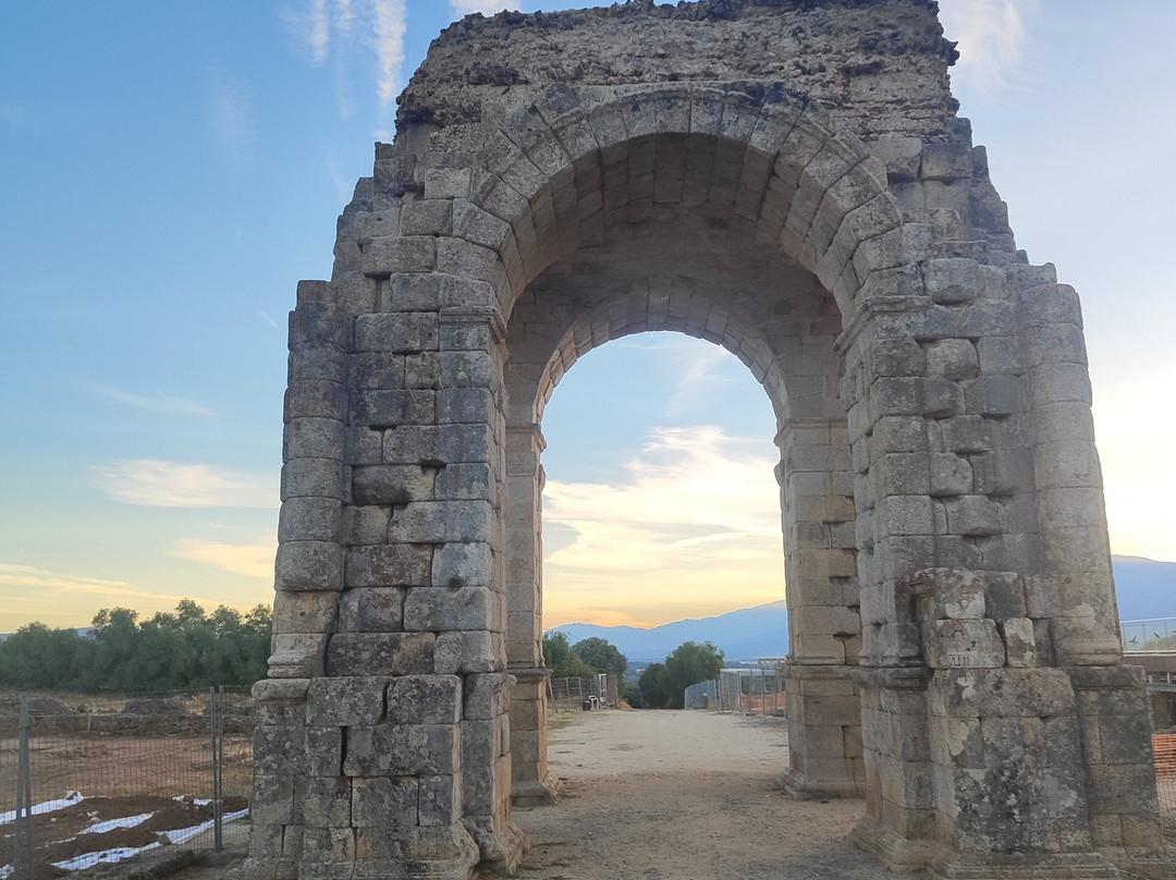 Ciudad romana de Cáparra-Oliva de Plasencia必去景点