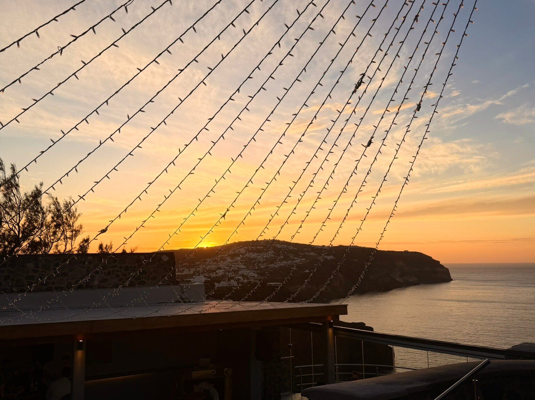 Santorini Pickups-费拉必去景点