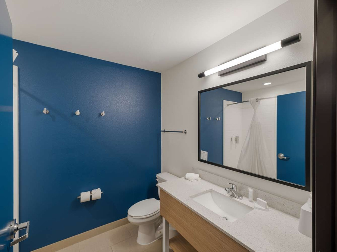 Spark by Hilton Midland South主图