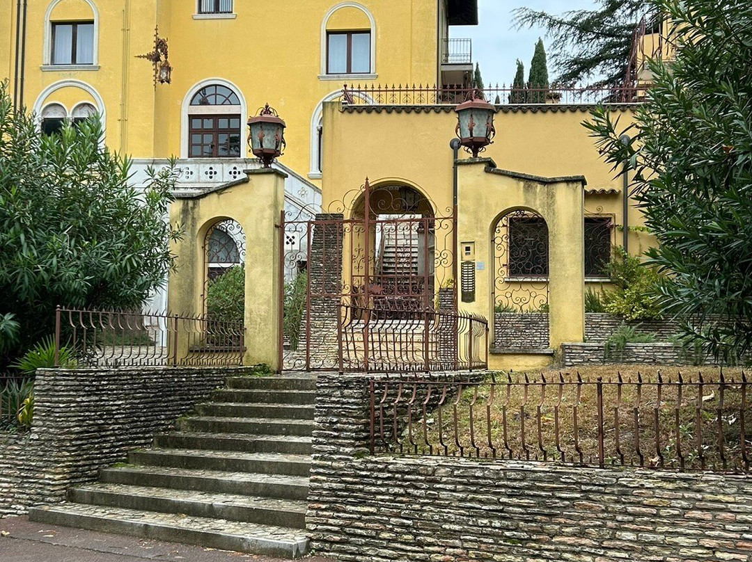 Palazzo Maria Callas-锡尔苗内必去景点