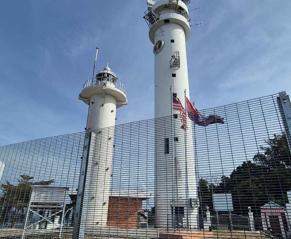 Bukit Segenting Lighthouse-Senggarang必去景点