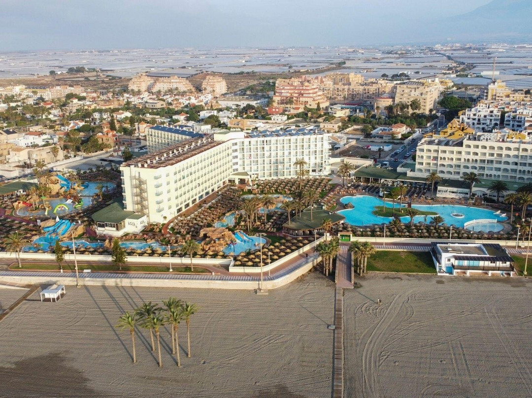 滨海罗克塔斯酒店住宿-埃文尼亚佐莱达公园酒店