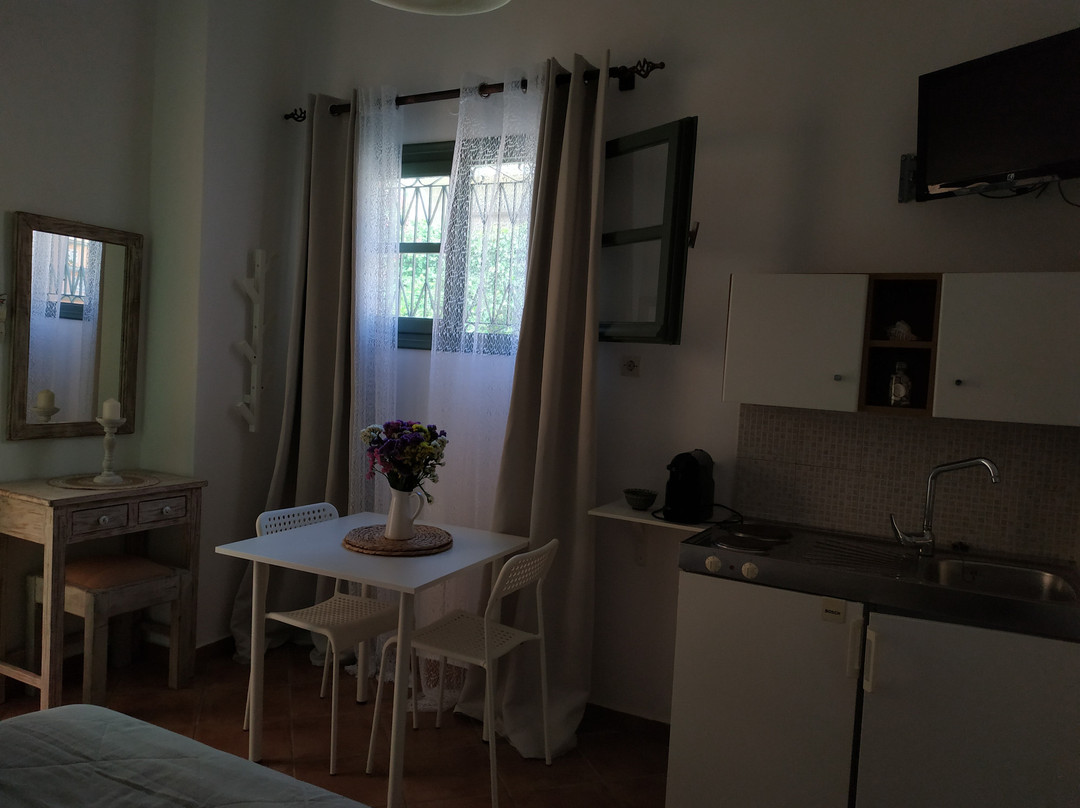 Ano Siros酒店住宿-My Little Suites