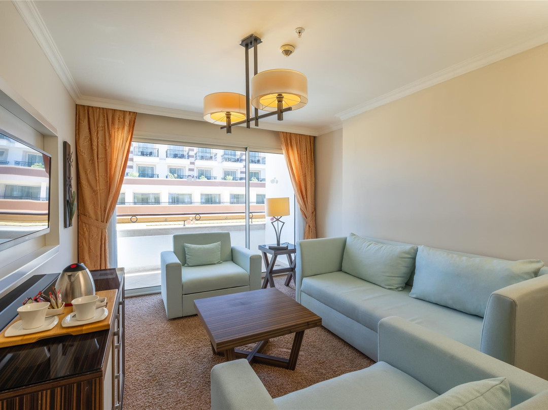 凯梅尔酒店住宿-Crystal De Luxe Resort & Spa