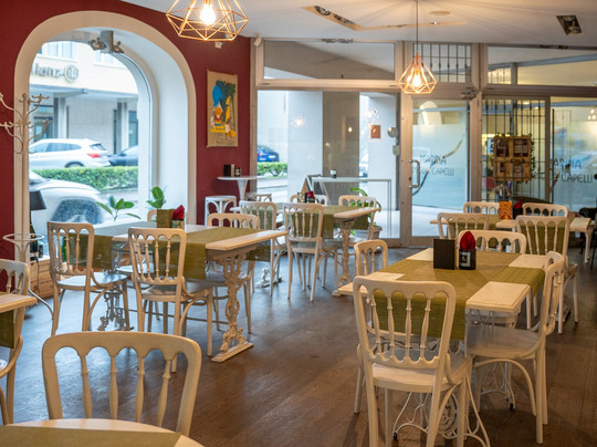 Amelìe Caffe, Vini E Sapori-Lograto必去景点