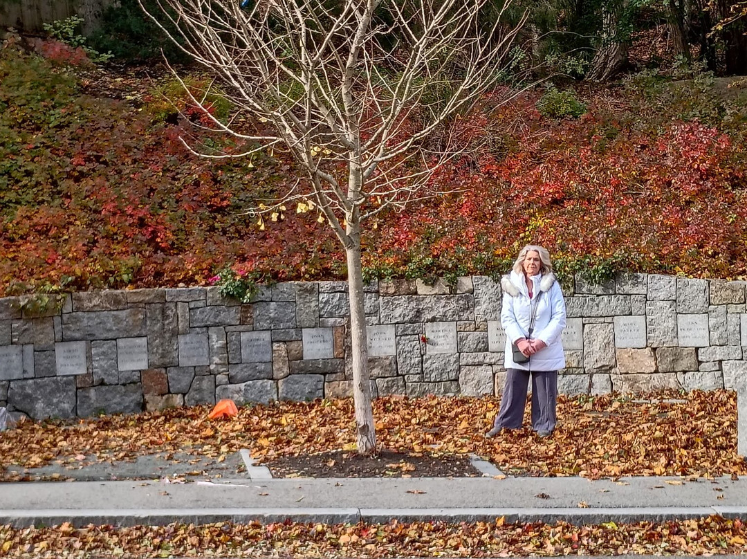 Proctor's Ledge Memorial-塞勒姆必去景点