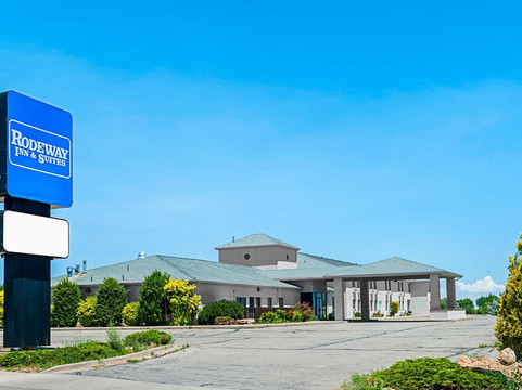 Rodeway Inn & Suites