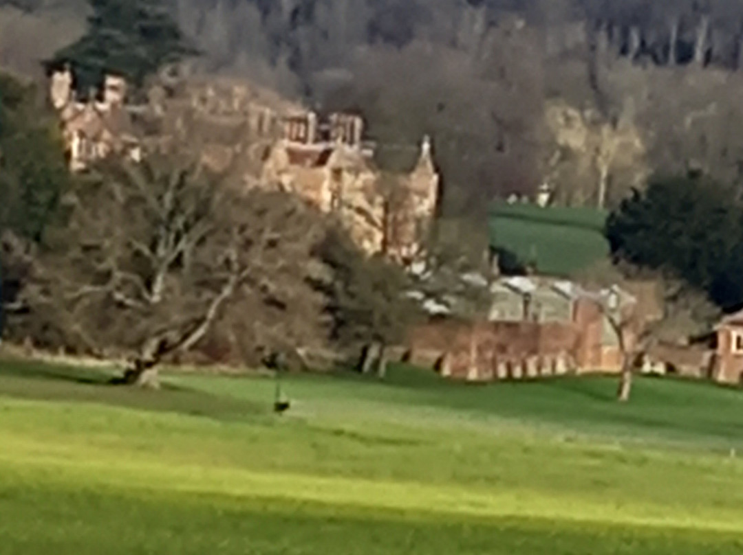 Coombe Hill-艾尔斯伯里必去景点