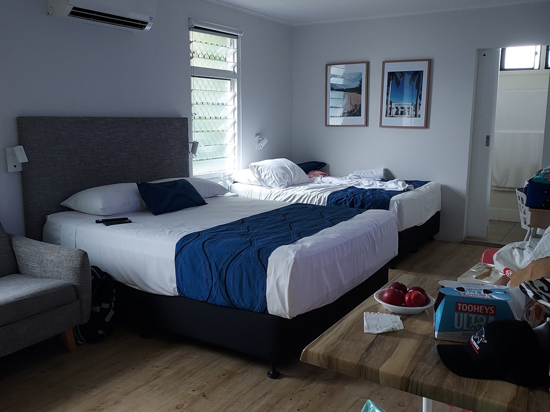 海滩别墅汽车旅馆主图