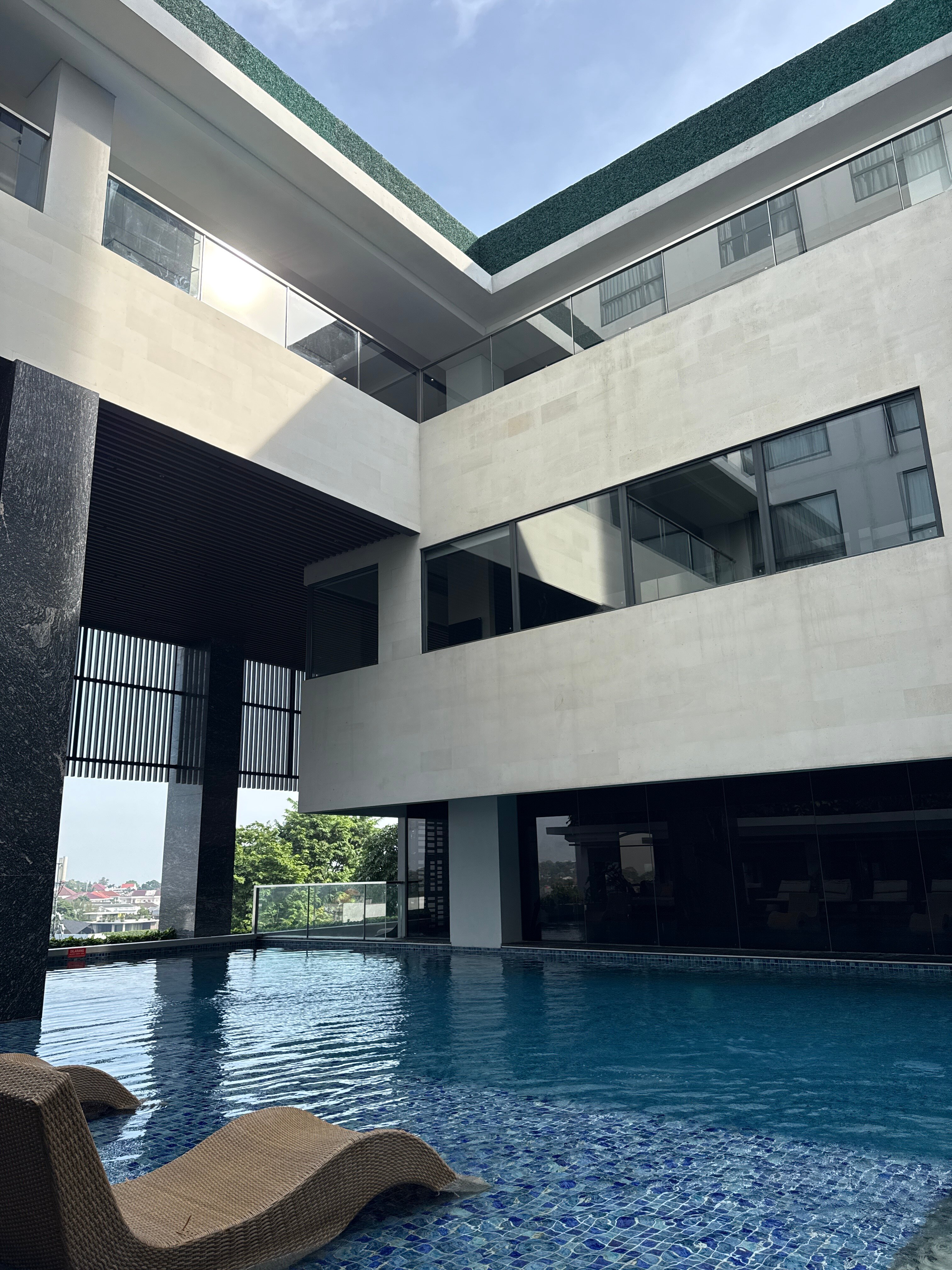 Hotel Aruss Semarang-官方