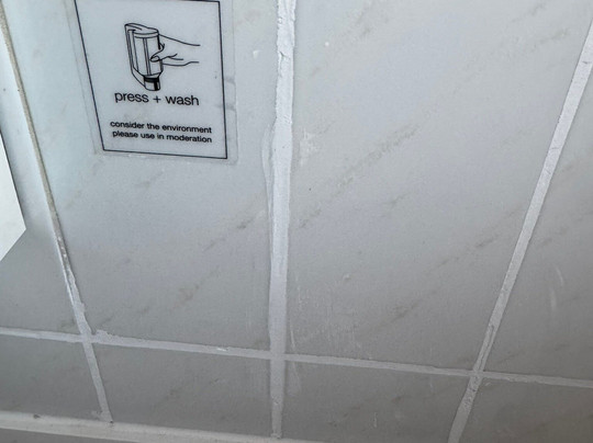 Courtyard Motor Inn主图