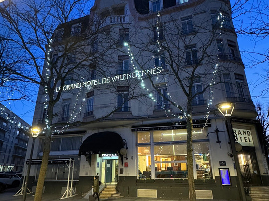 Le Grand Hotel de Valenciennes主图