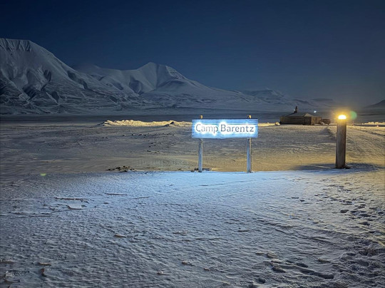 Camp Barentz-朗伊尔城必去景点