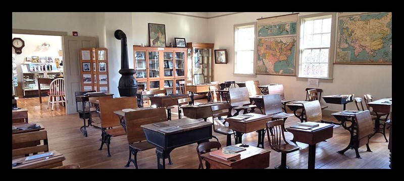 The 1869 Schoolhouse Museum-伊斯特姆必去景点