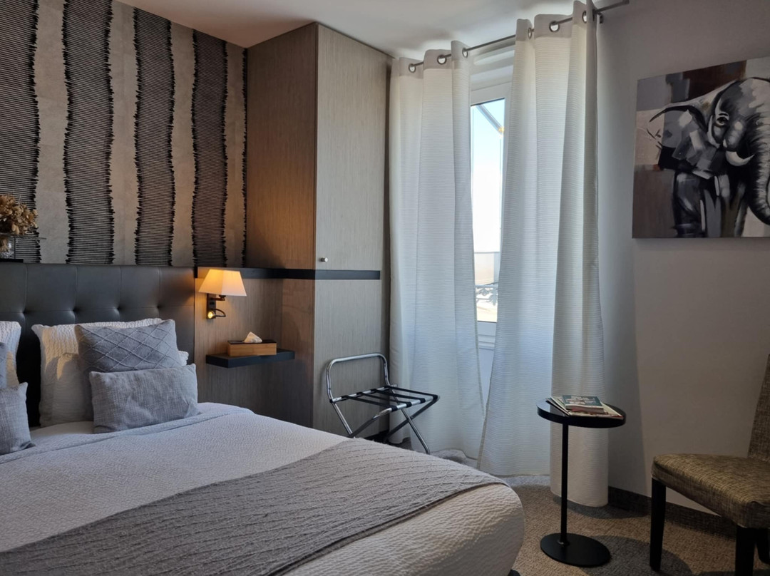 舒茨西弗尔酒店主图