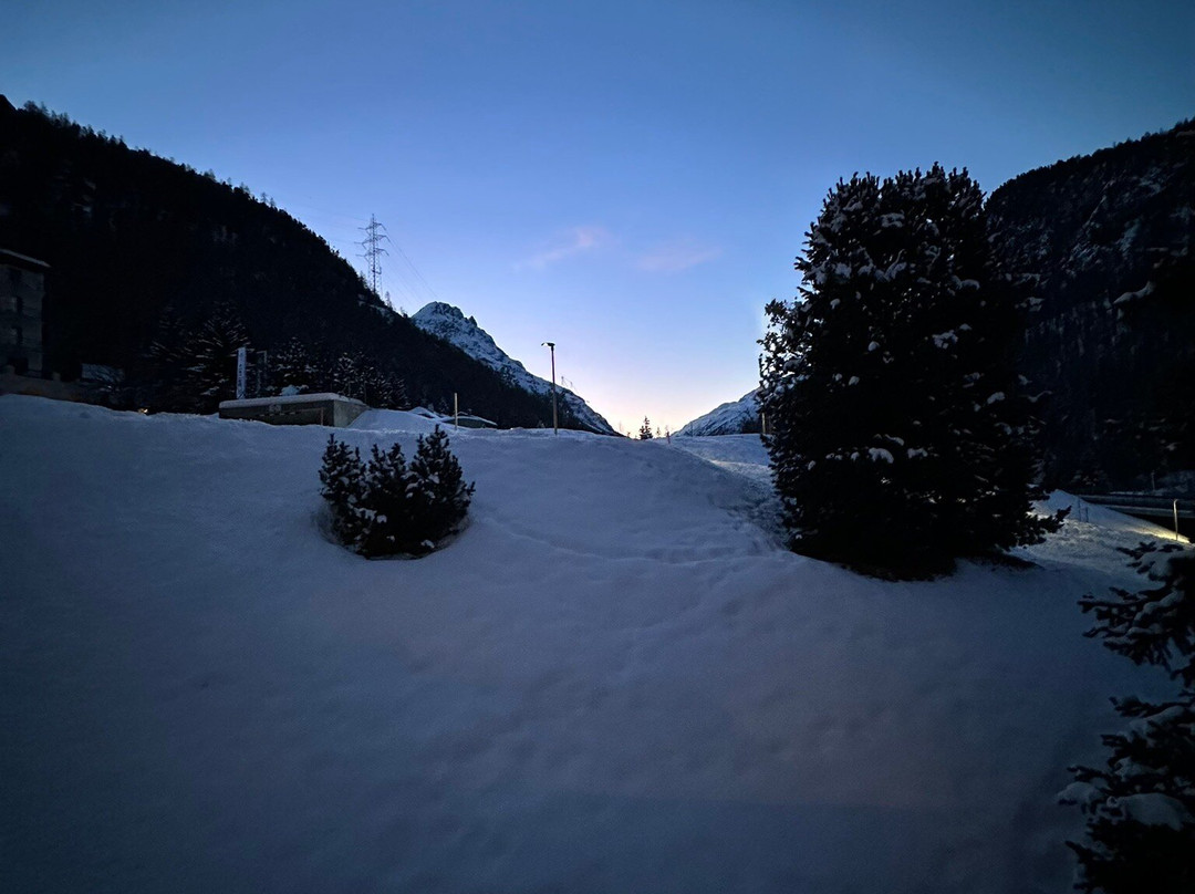 阿布里司酒店主图