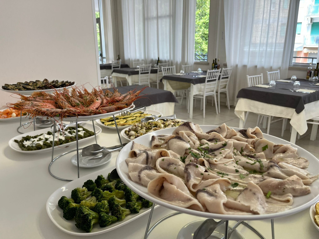 阿巴特酒店主图