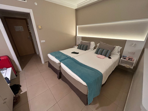 奥尔葵迪亚集团酒店主图