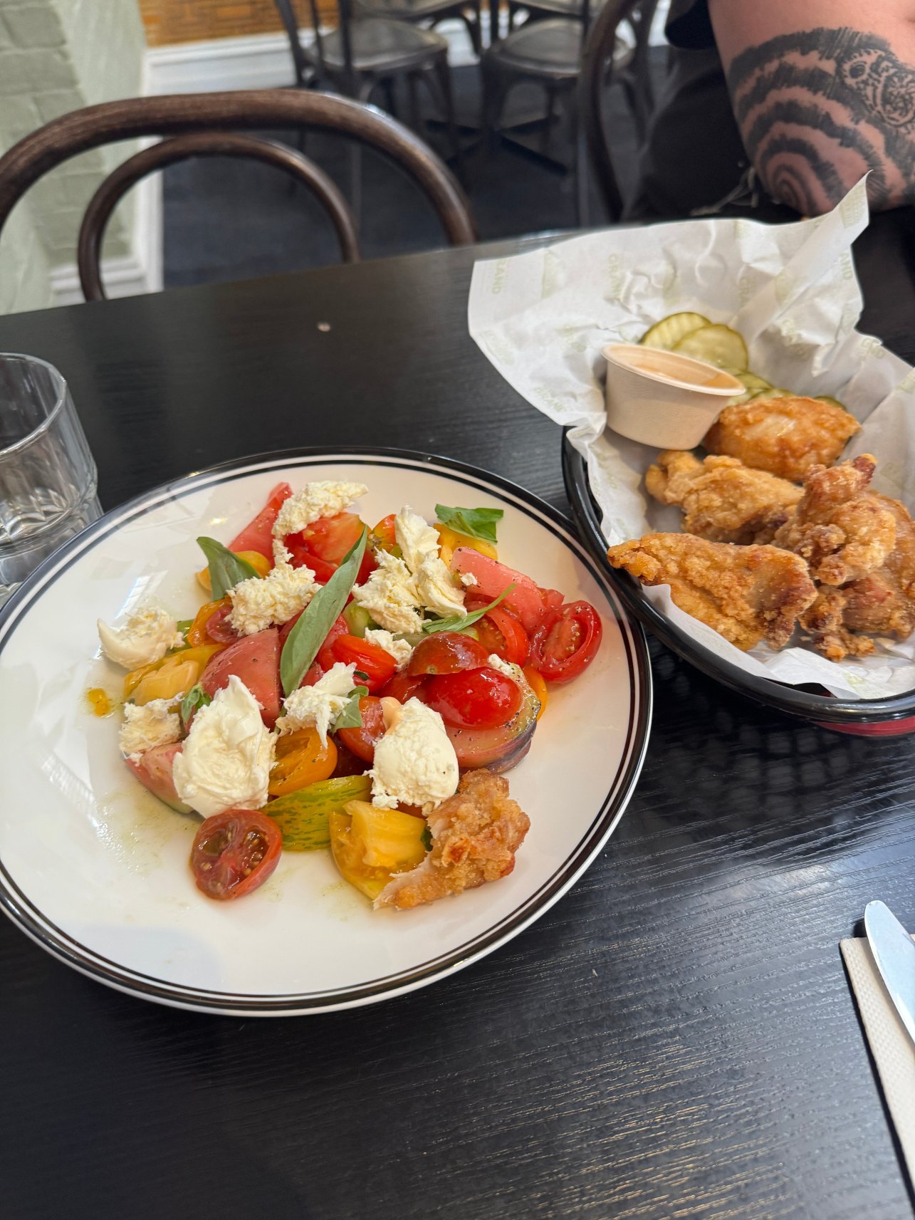 雅拉谷大酒店-官方