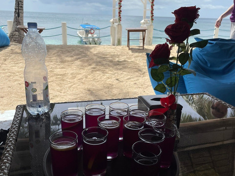 拉娜斯海滩度假村主图