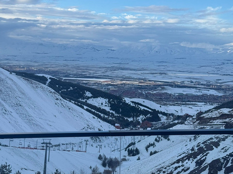 埃尔祖鲁姆希尔顿花园酒店主图