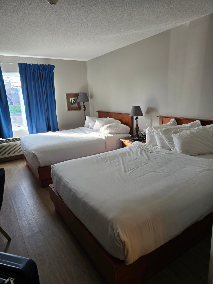 皇后大酒店-客卧