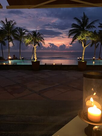 巴厘岛雷吉安水明漾主图