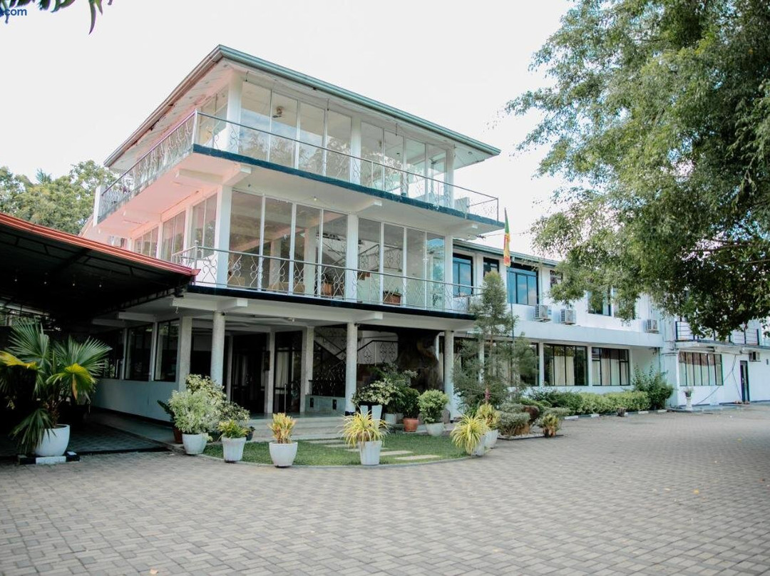 Lake Jay Hotel