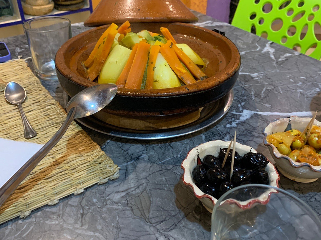 太吉尼斯蓝酒店主图