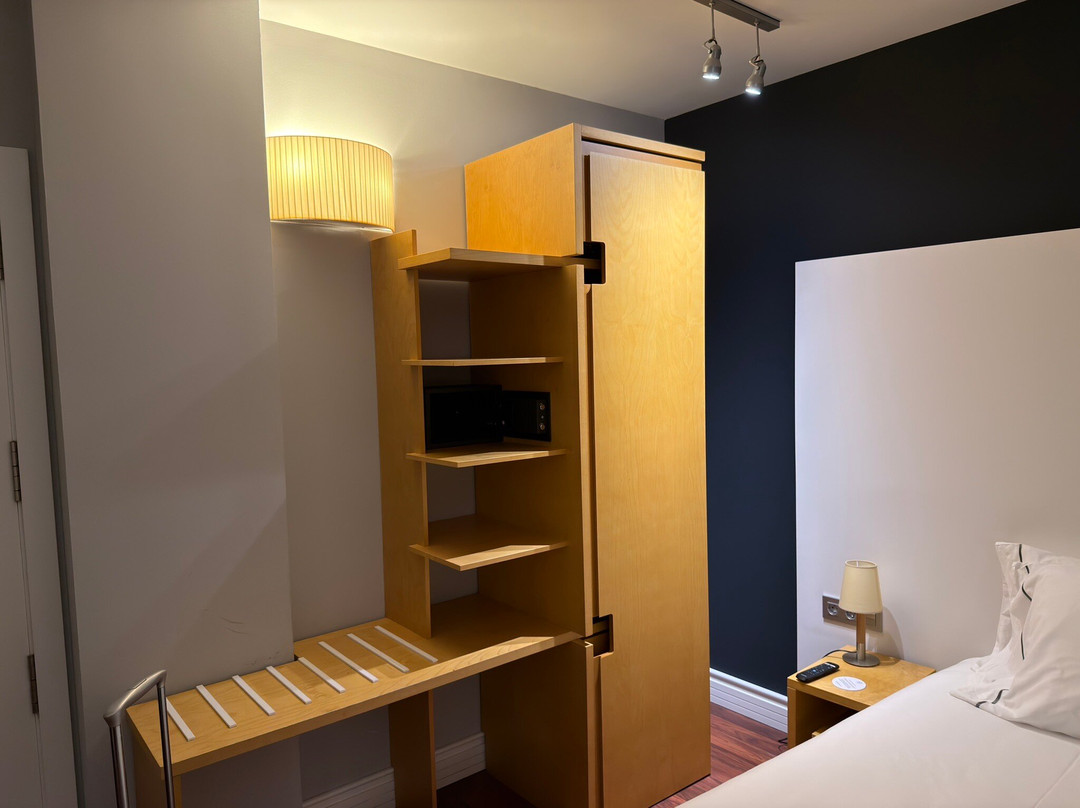 泽尼特科勒奇奥旅馆主图