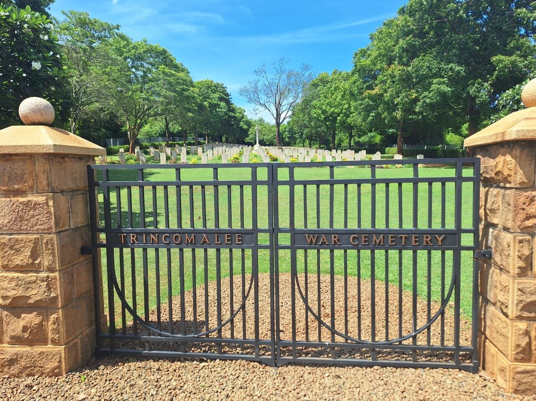 Trincomalee War Cemetery-Trincomalee必去景点