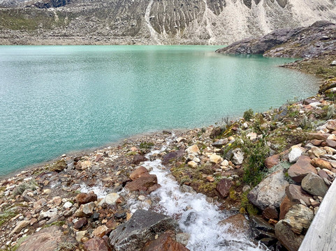 Laguna Rocutuyoc-瓦拉斯必去景点
