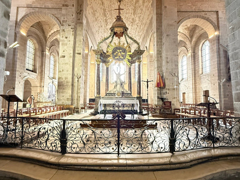 Basilique Notre-Dame d'Alençon-Alencon必去景点