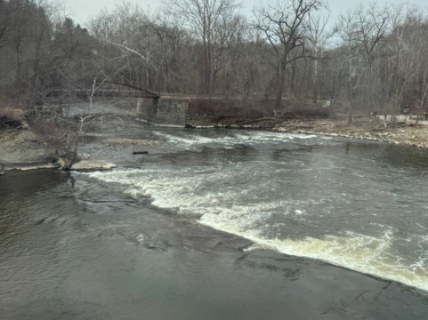 山谷风景区铁路-Peninsula必去景点