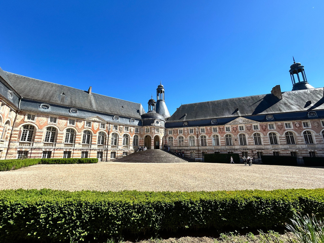 Château de Saint-Fargeau-Saint-Fargeau必去景点