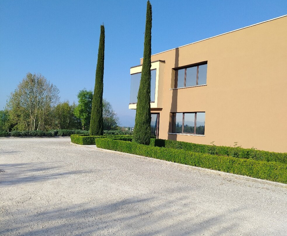 Montonale-代森扎诺-德尔加达必去景点