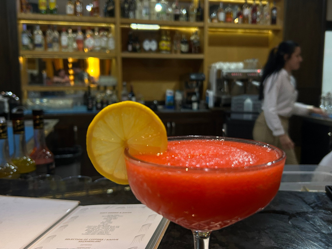 拉若自由酒店主图