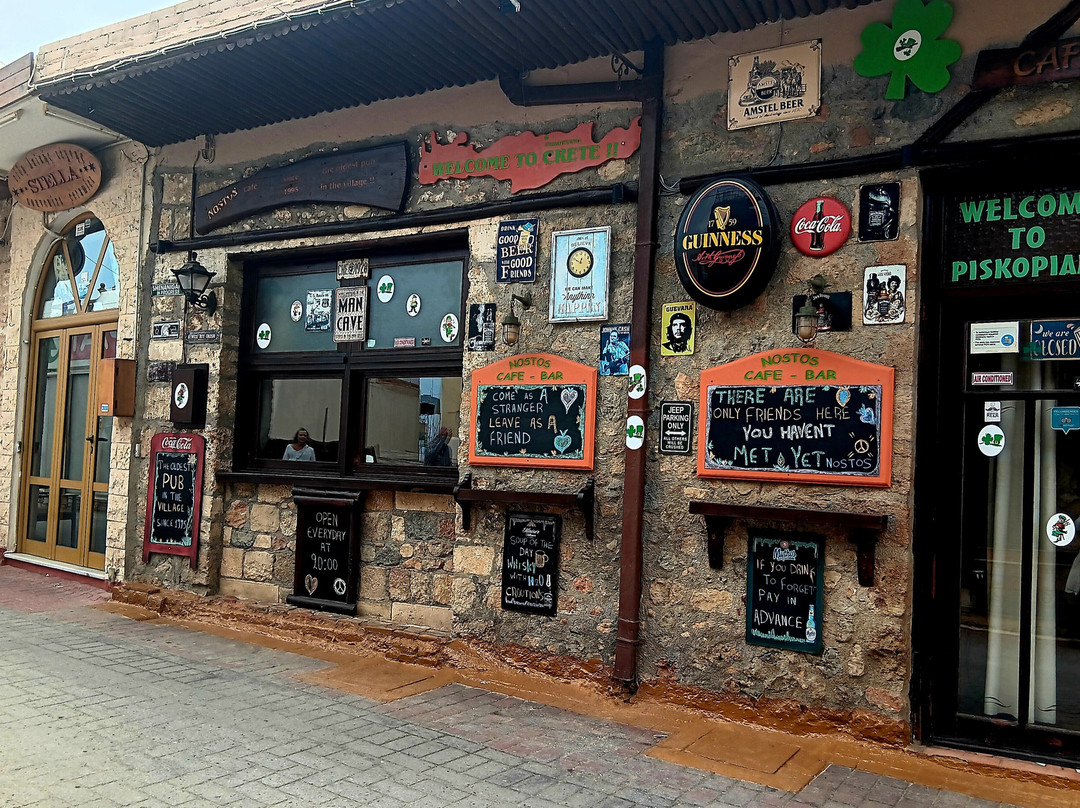 Nostos Irish Cafe bar-Piskopiano必去景点