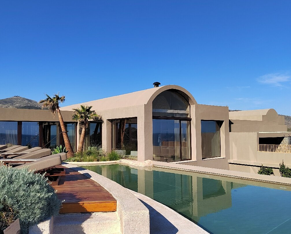Acro Suites – A Wellbeing Resort主图