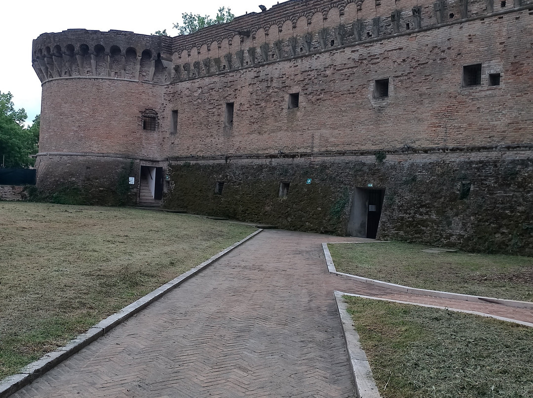 Rocca di Ravaldino-弗利必去景点