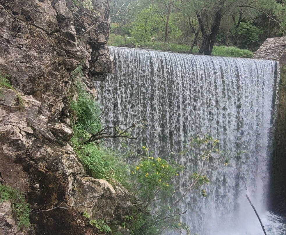 Palaiokarya’s Stone Bridge-Trikala必去景点