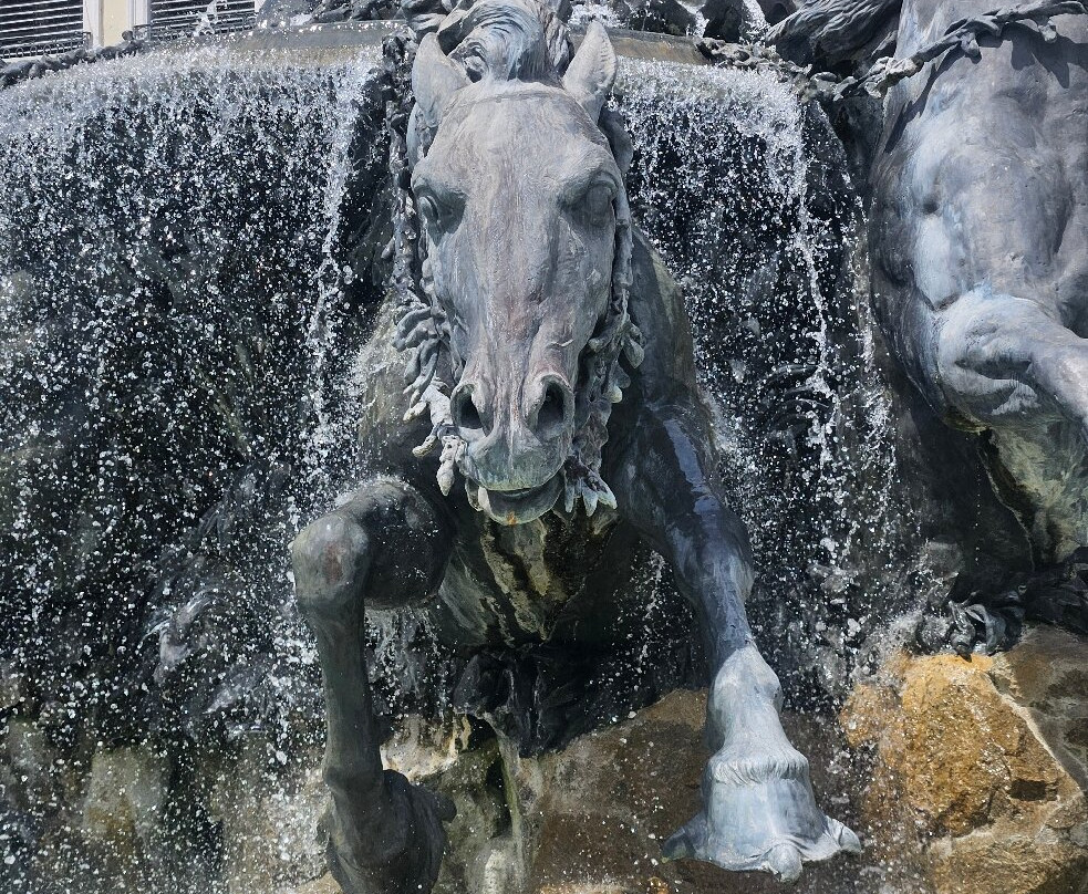 La Fontaine Bartholdi-里昂必去景点