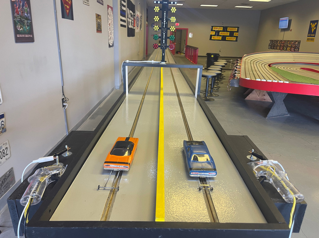 The Checkered Flag Slot Car and RC Complex-塞维尔维尔必去景点