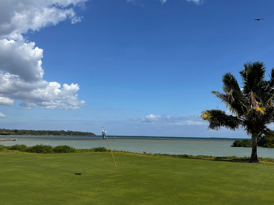 Sea Cliff Golf & Resort-桑给巴尔市必去景点