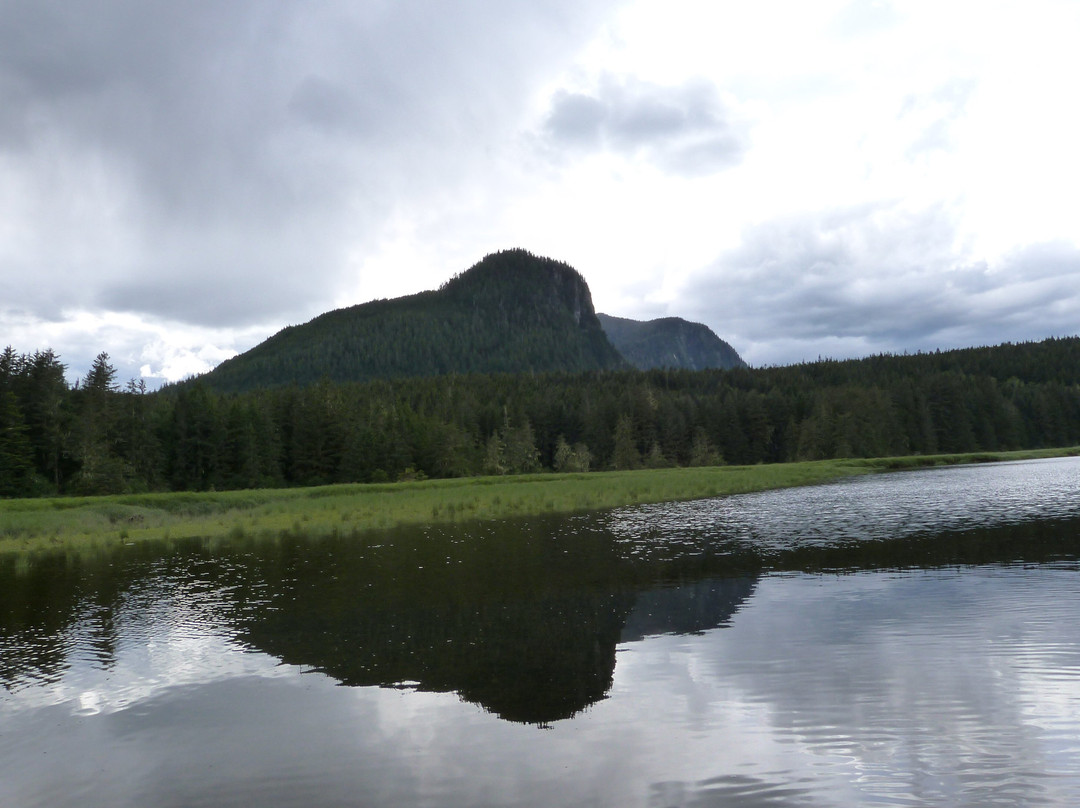 Knight Inlet Lodge主图