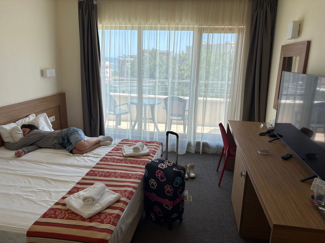 JERAVI Alexandria Club hotel主图