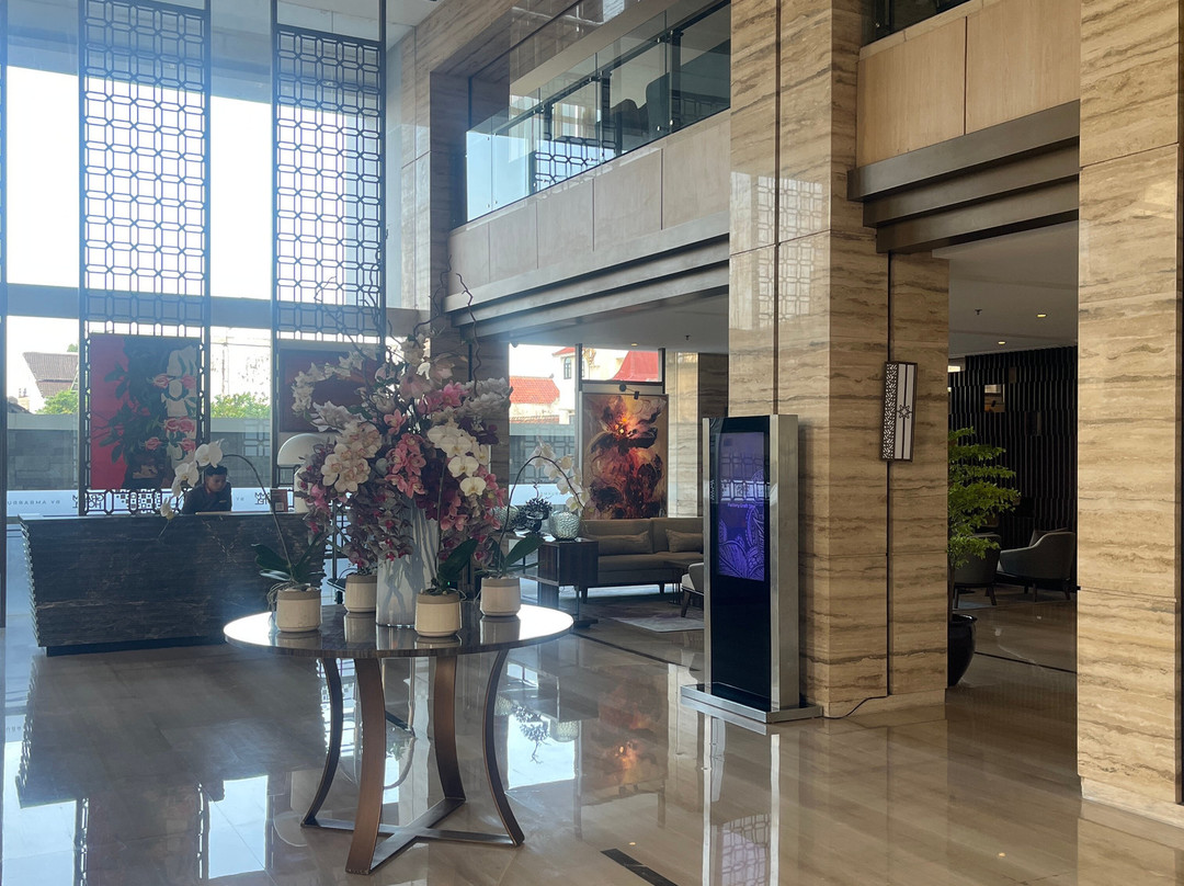 格拉姆酒店-由安巴鲁克莫管理-原大安巴鲁克莫日惹主图